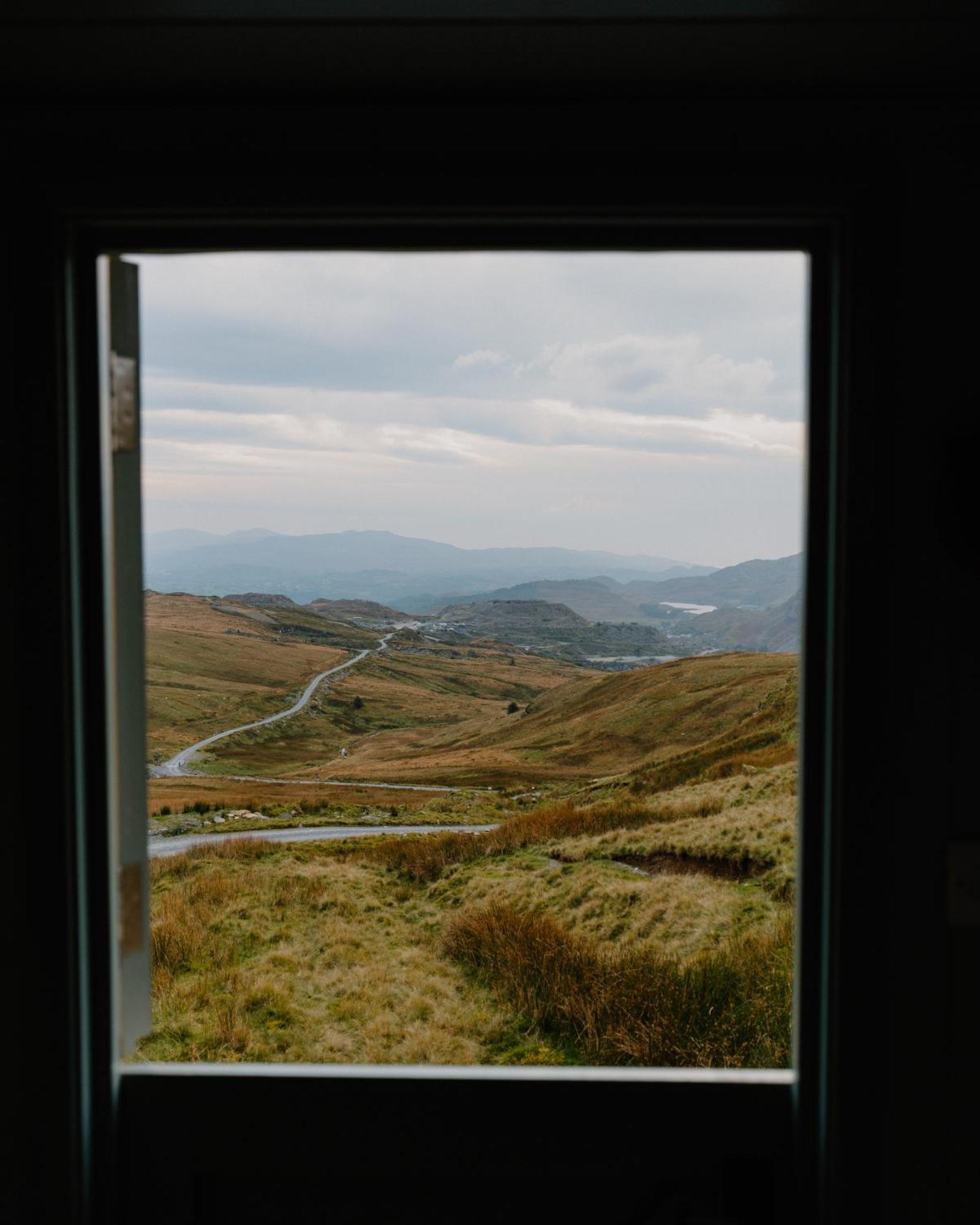 Hotel Barlwyd Glamping à Blaenau Ffestiniog Extérieur photo